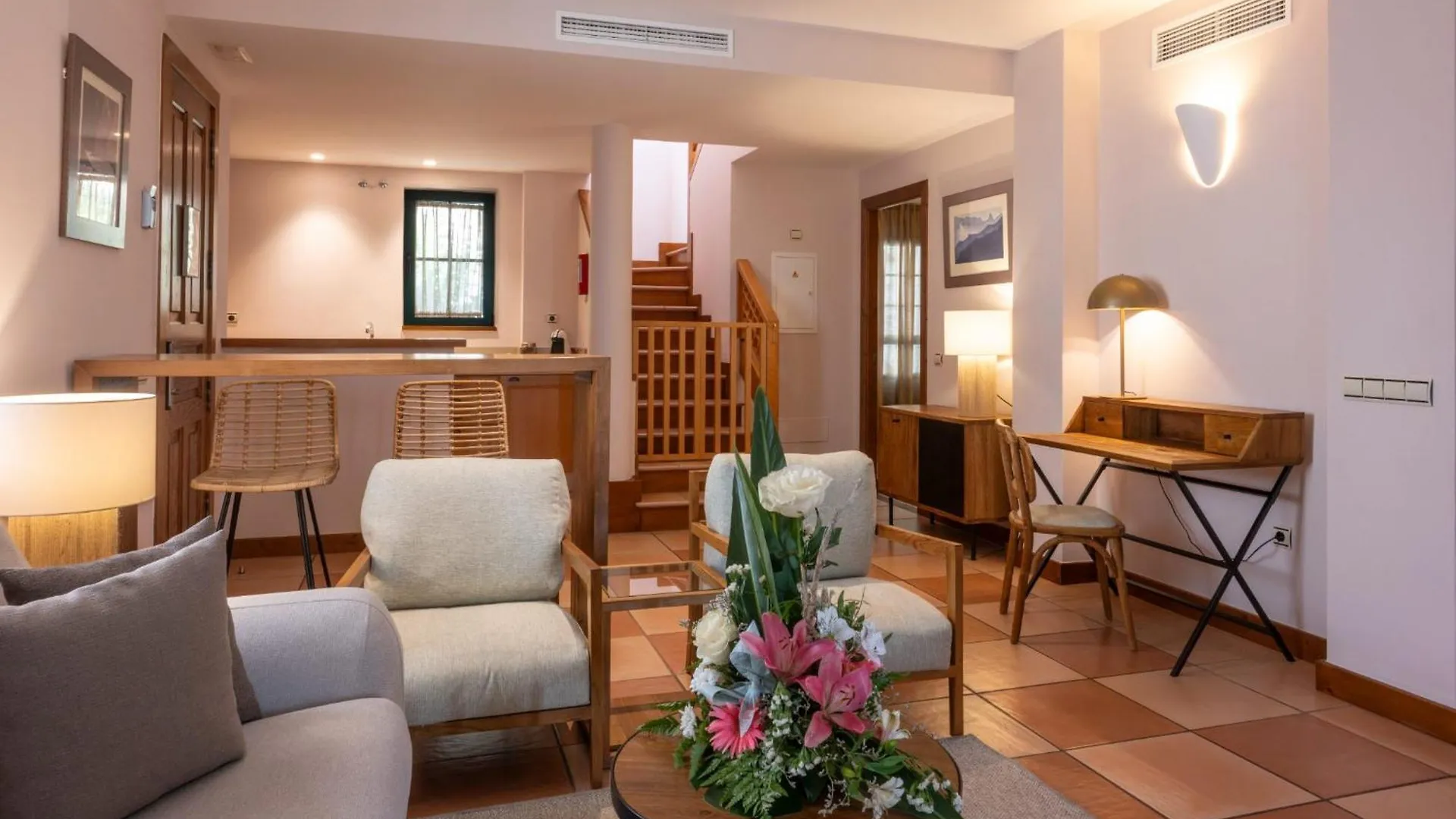 אדחה Hotel Suite Villa Maria